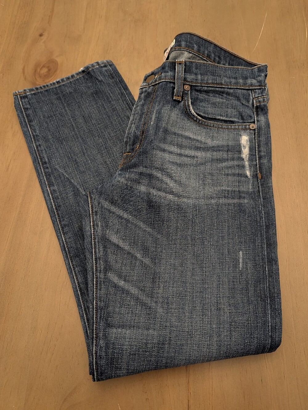 J Brand Boyfriend Jean Clyde- Distressed Straight Blue Jeans Size 26